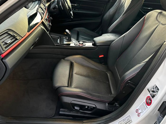 2012 BMW 3 Series 328i