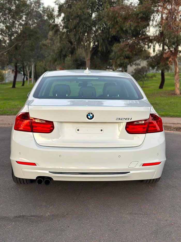 2012 BMW 3 Series 328i