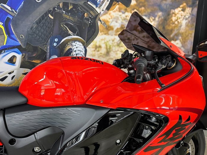 2024 Suzuki HAYABUSA 25TH ANNI (GSX1300RR) ORANGE