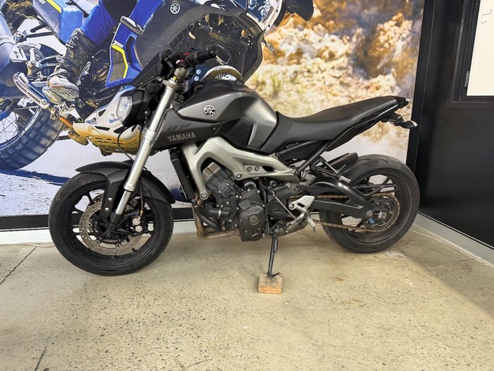 2014 Yamaha MT-09 BLUE