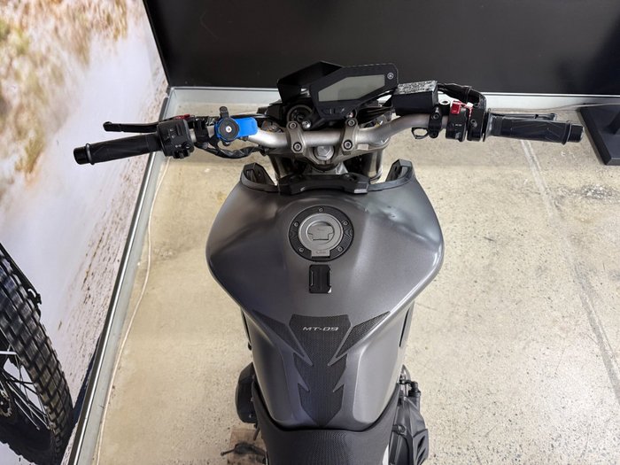 2014 Yamaha MT-09 BLUE