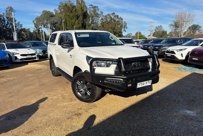 2024 Toyota Hilux