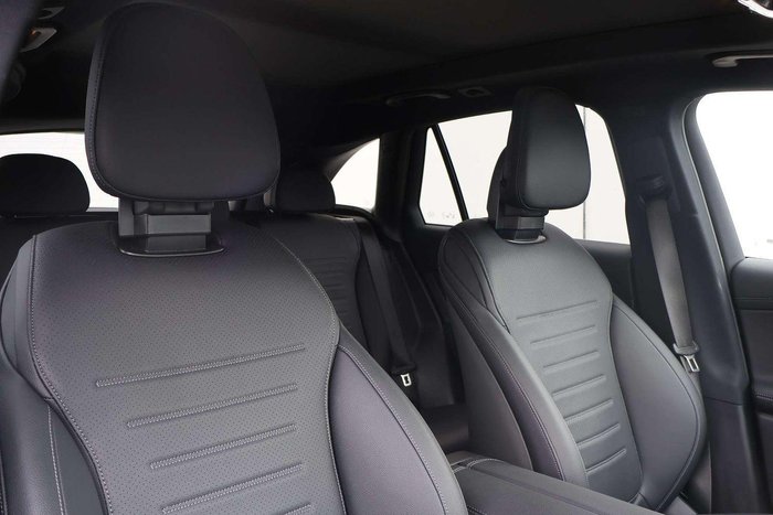 2025 Mercedes-Benz GLC-Class GLC200