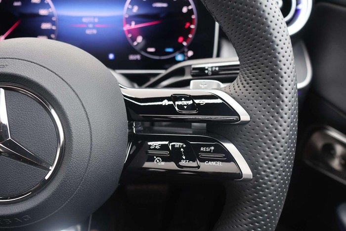 2025 Mercedes-Benz GLC-Class GLC200