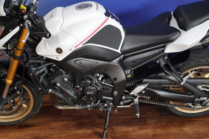 2010 Yamaha FZ8N White
