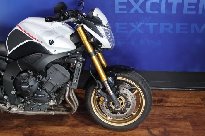 2010 Yamaha FZ8N White