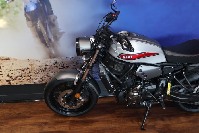 2019 Yamaha XSR700 Silver