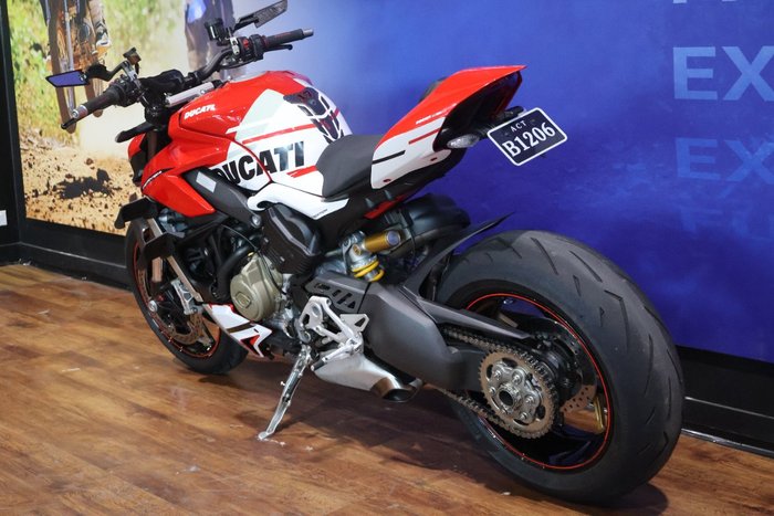 2022 Ducati STREETFIGHTER V4 Red