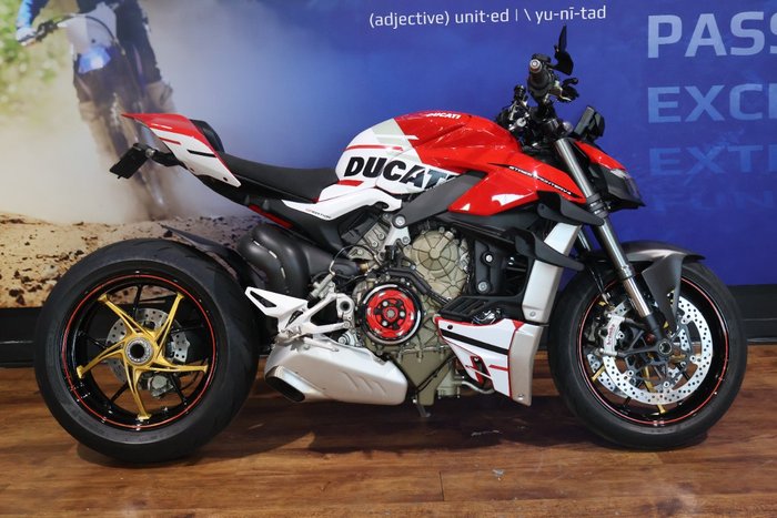 2022 Ducati STREETFIGHTER V4 Red