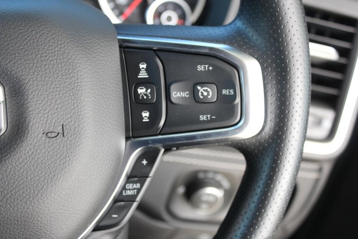 2026 RAM 1500 Express Black Edition Hurricane SO