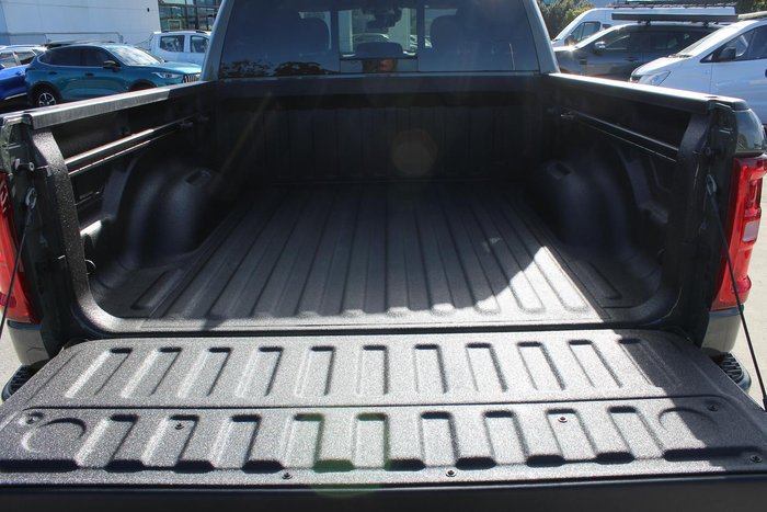 2026 RAM 1500 Express Black Edition Hurricane SO