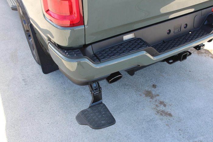 2026 RAM 1500 Express Black Edition Hurricane SO