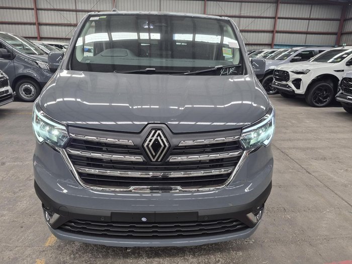 2026 Renault Trafic Premium