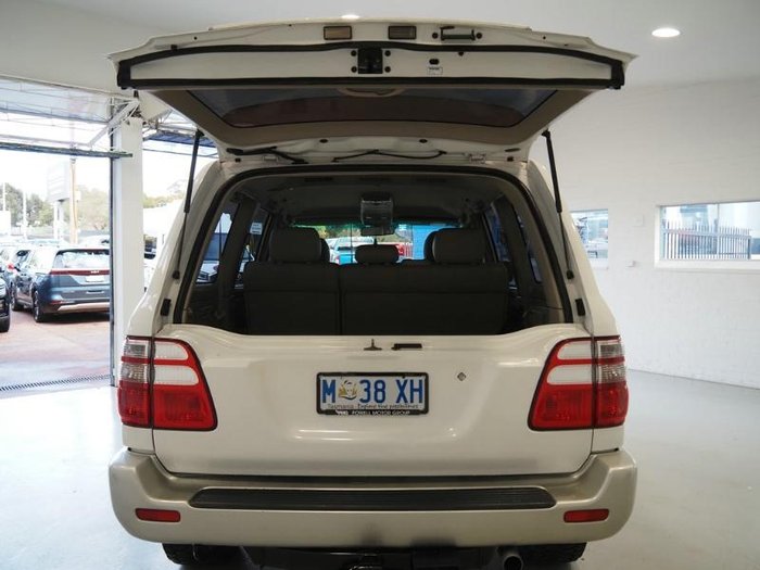 2004 Toyota Landcruiser GXL