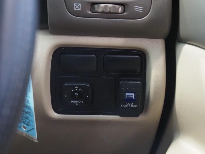 2004 Toyota Landcruiser GXL