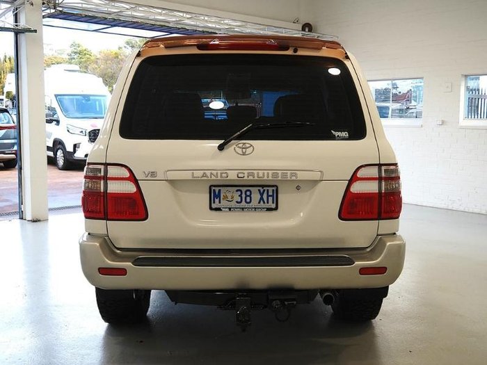 2004 Toyota Landcruiser GXL