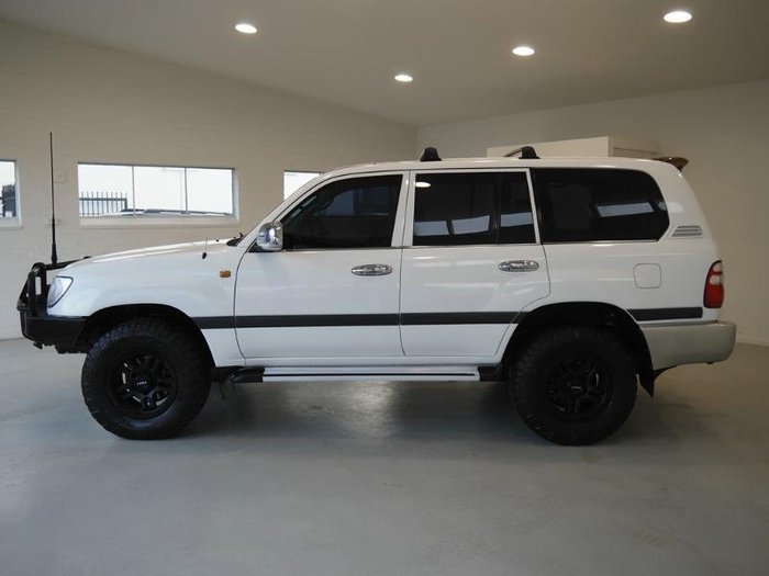 2004 Toyota Landcruiser GXL