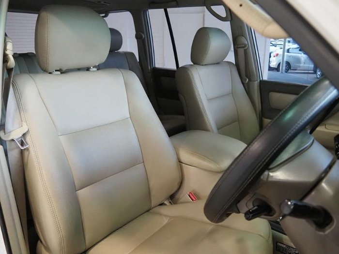 2004 Toyota Landcruiser GXL
