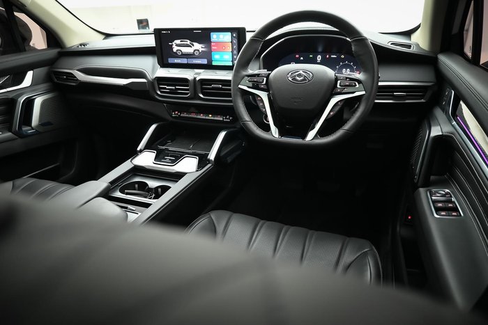 2025 LDV D90 Executive