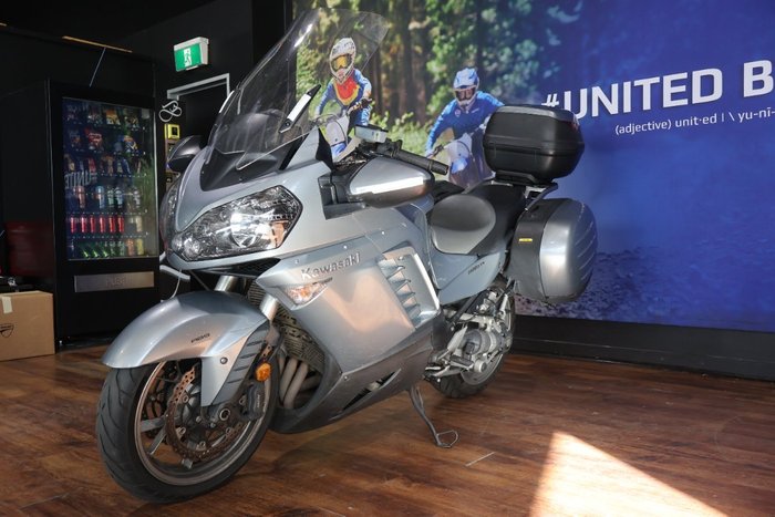 2008 Kawasaki 1400 GTR Silver