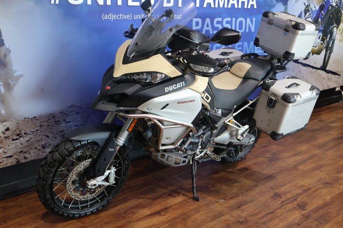 2019 Ducati MULTISTRADA 1260 (RED) Beige