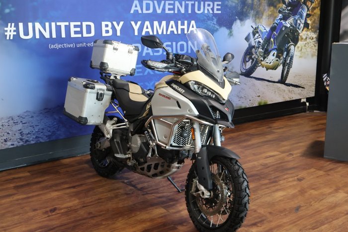 2019 Ducati MULTISTRADA 1260 (RED) Beige