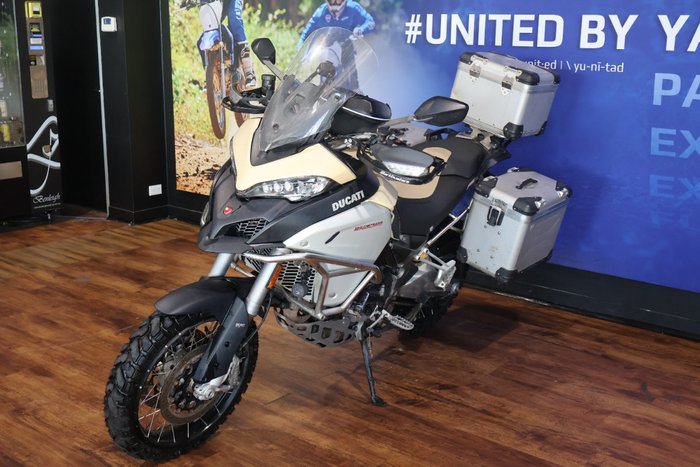 2019 Ducati MULTISTRADA 1260 (RED) Beige