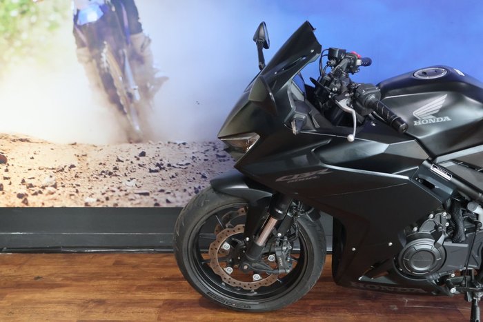 2024 Honda 2024 Honda SPORTS ABS Black