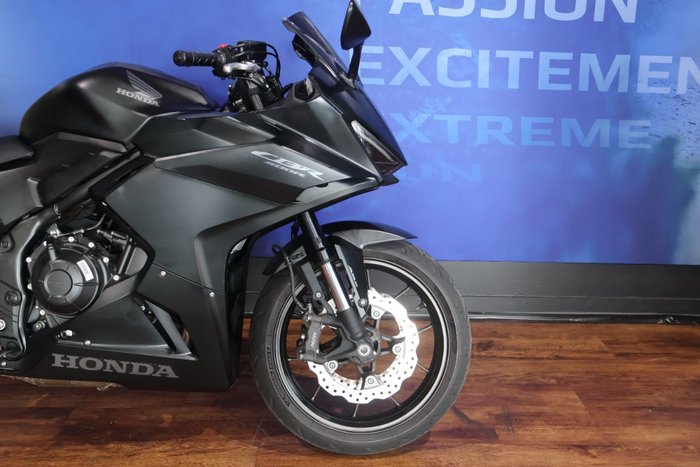 2024 Honda 2024 Honda SPORTS ABS Black