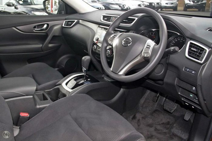 2016 Nissan X-TRAIL ST