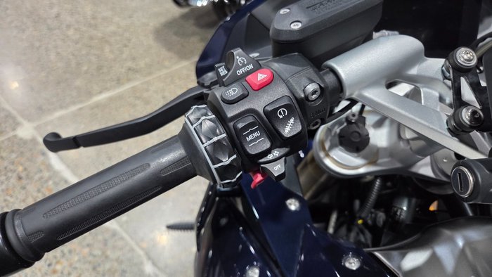 2021 BMW Motorrad R 1250 RS EXCLUSIVE IMPERIAL BLUE METALLIC
