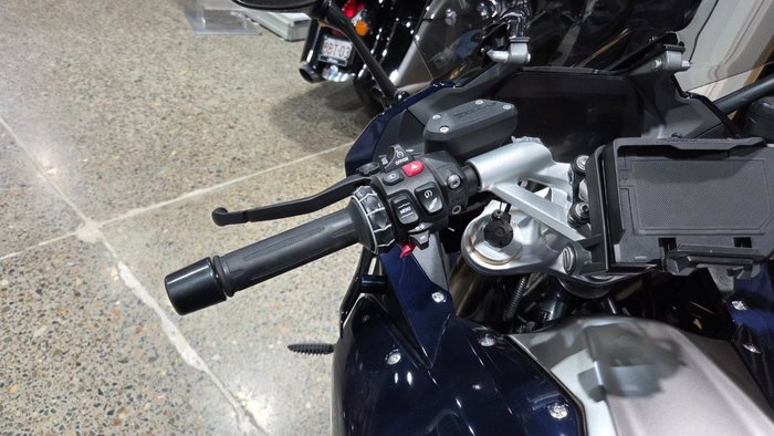 2021 BMW Motorrad R 1250 RS EXCLUSIVE IMPERIAL BLUE METALLIC