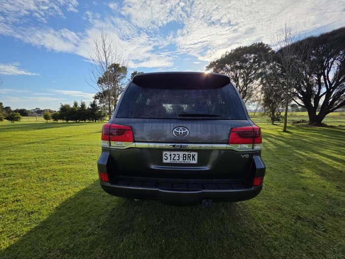 2017 Toyota Landcruiser GXL