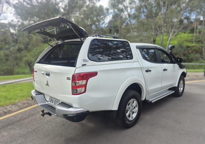 2018 Mitsubishi Triton GLX+