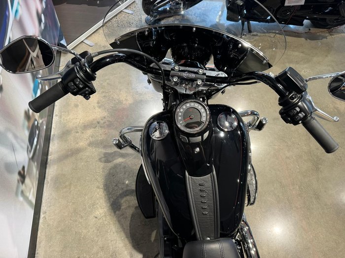 2019 Harley-Davidson Heritage Classic 114 (FLHCS) Softail Black