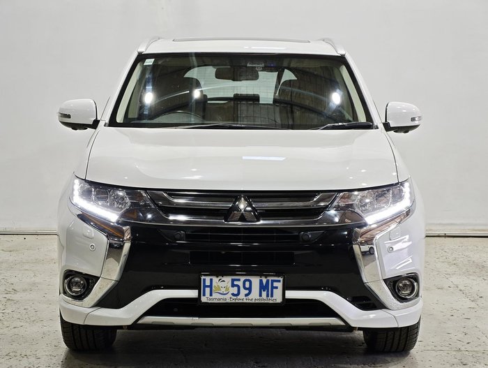 2018 Mitsubishi Outlander PHEV Exceed