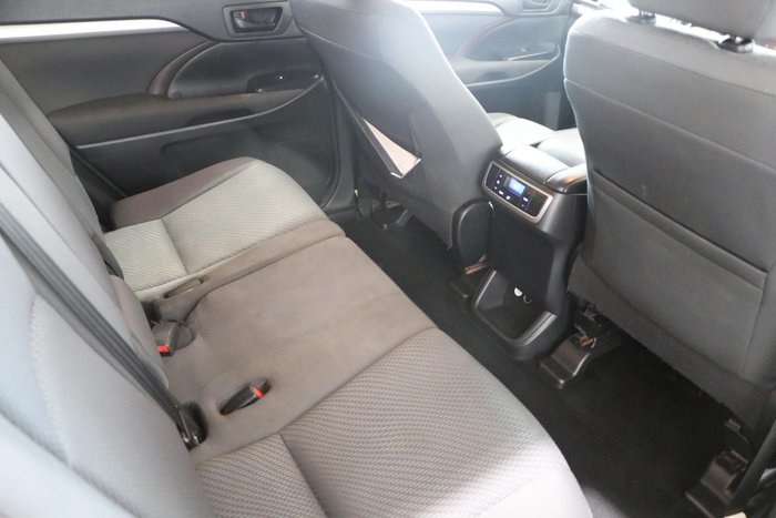 2015 Toyota Kluger GX