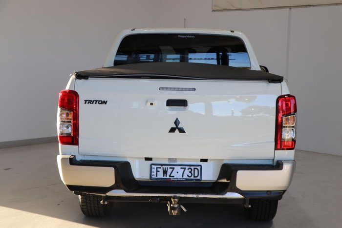 2022 Mitsubishi Triton GLX-R