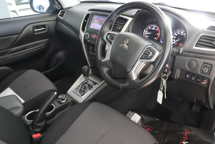 2022 Mitsubishi Triton GLX-R