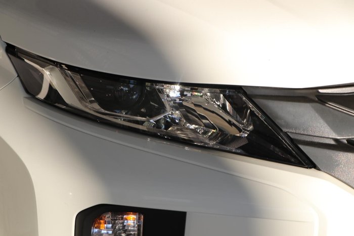 2022 Mitsubishi Triton GLX-R