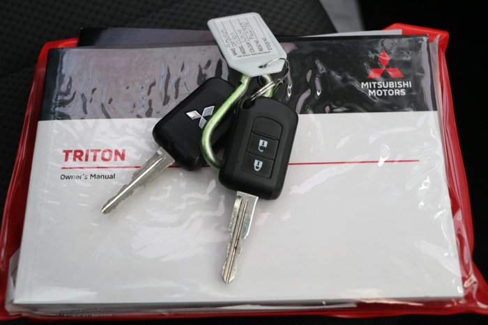 2022 Mitsubishi Triton GLX-R