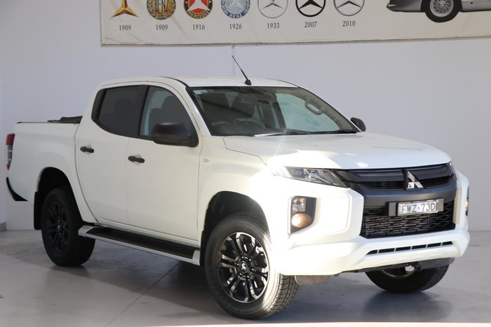 2022 Mitsubishi Triton GLX-R