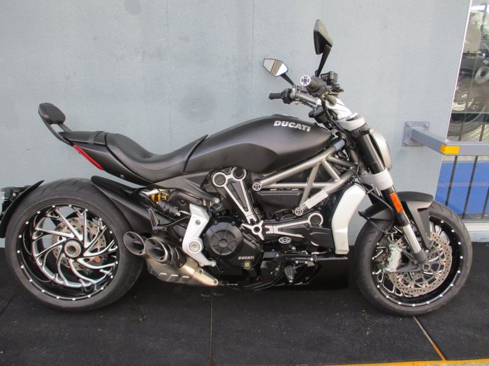 2016 DUCATI XDIAVEL Black