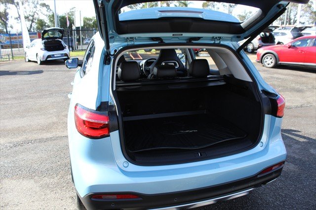 2021 MG HS PHEV Essence