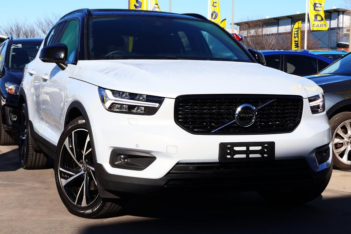 2021 Volvo XC40 T5 R-Design