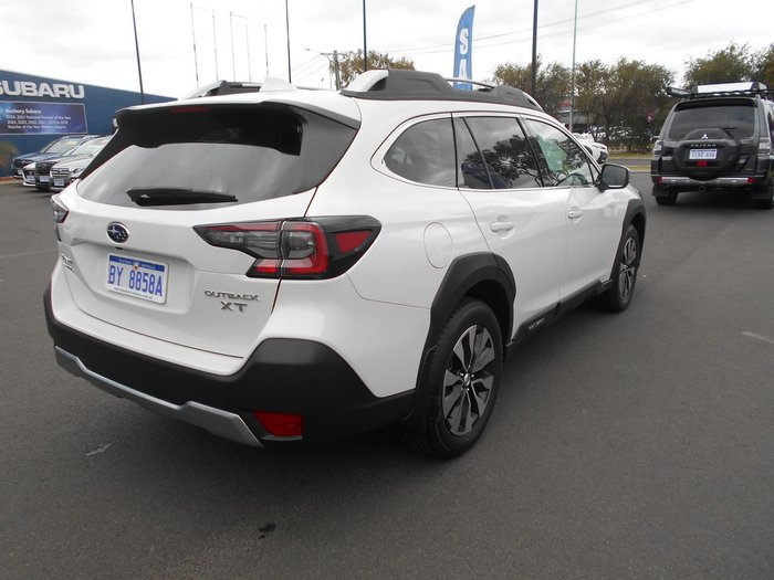 2025 Subaru Outback AWD Touring XT