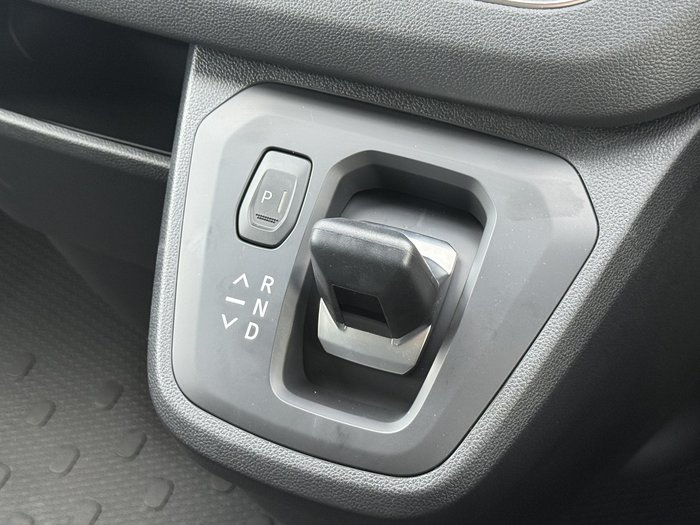 2025 Renault Trafic Crew Pro