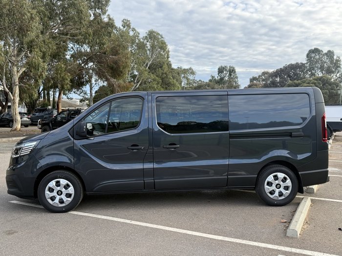 2025 Renault Trafic Crew Pro