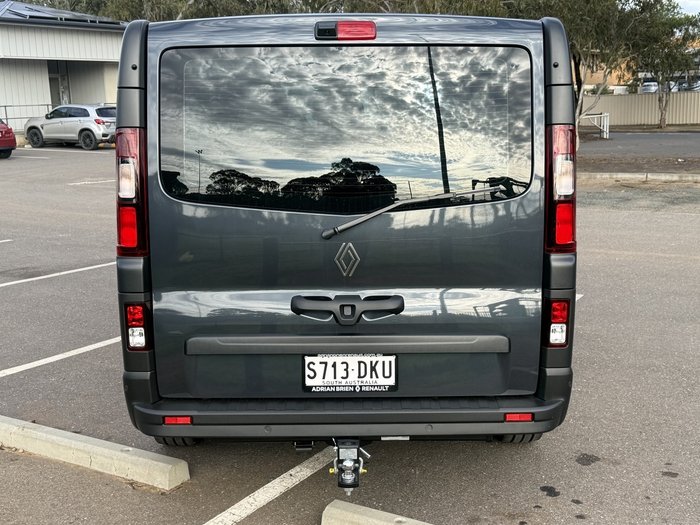 2025 Renault Trafic Crew Pro