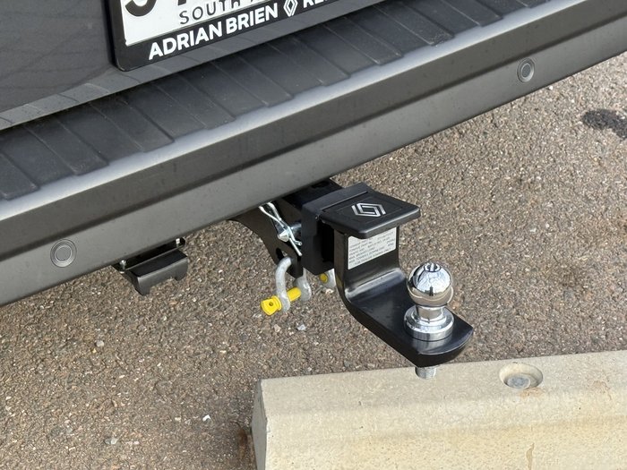 2025 Renault Trafic Crew Pro